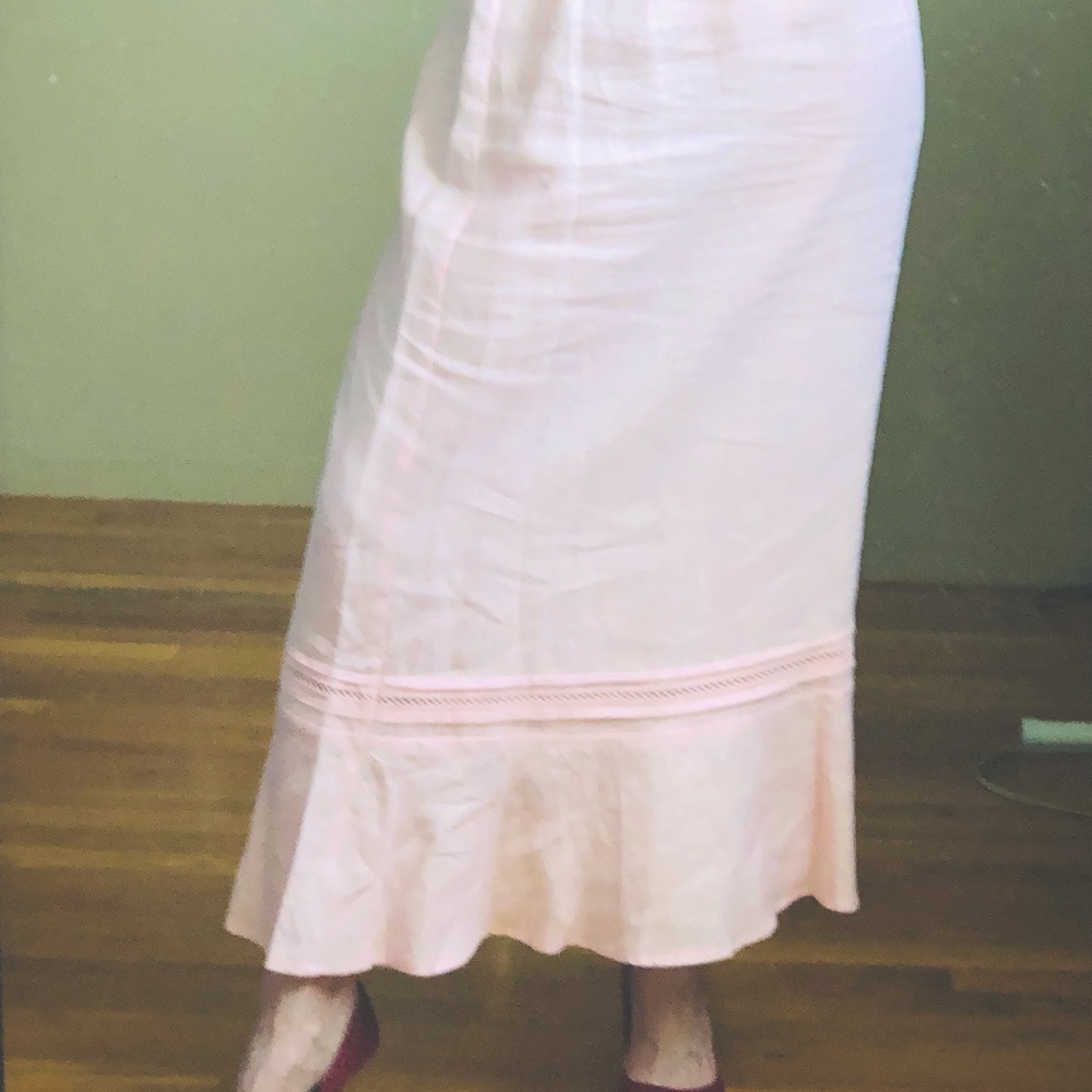 SAG HARBOR Beautiful light pink linen skirt.